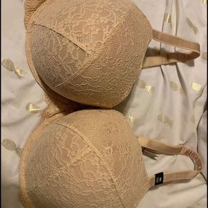Torrid lace bra NWT Sz 44G